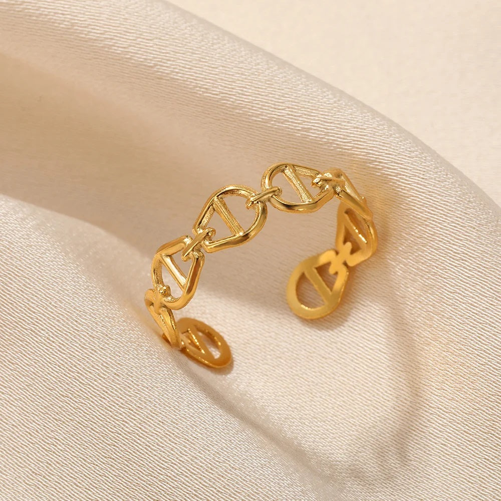 Deco Chain Ring