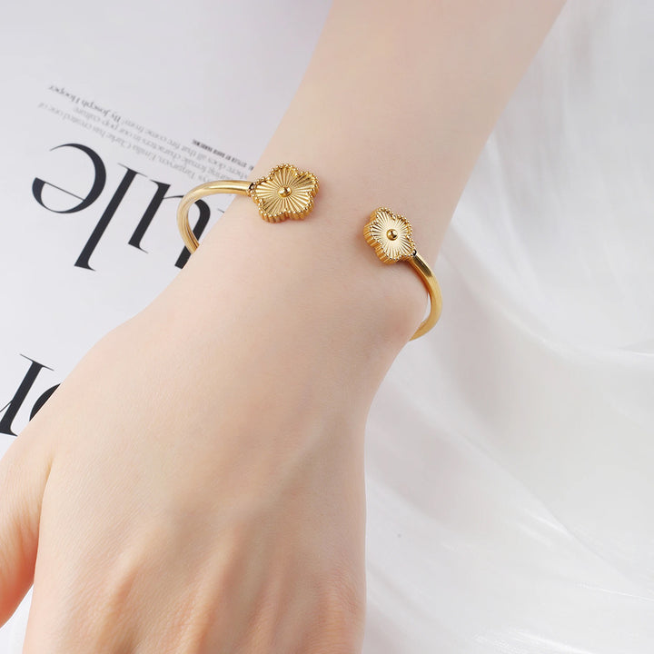 Fleurion Bangle