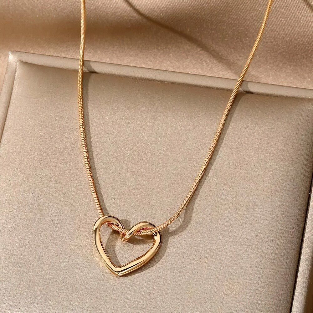 Florence Heart Necklace