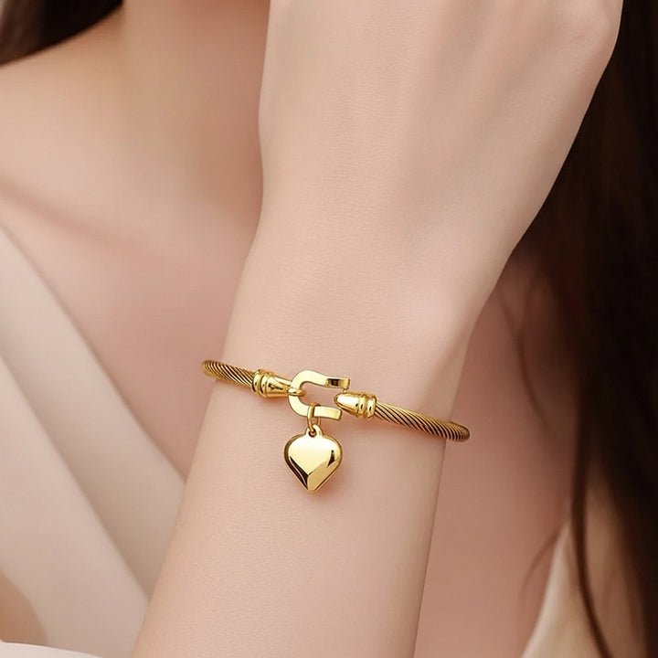 Heart Muse Bangle