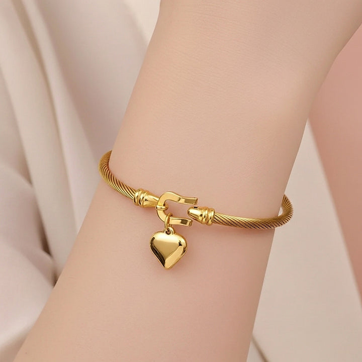 Heart Muse Bangle