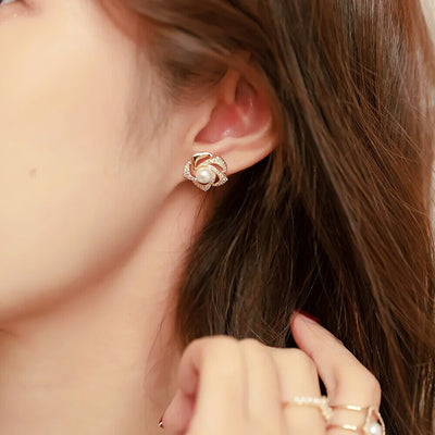 Luxe Gleam Earrings