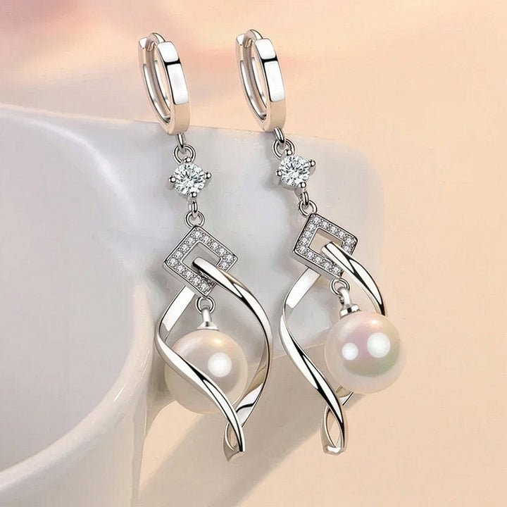 Pearlora Earrings