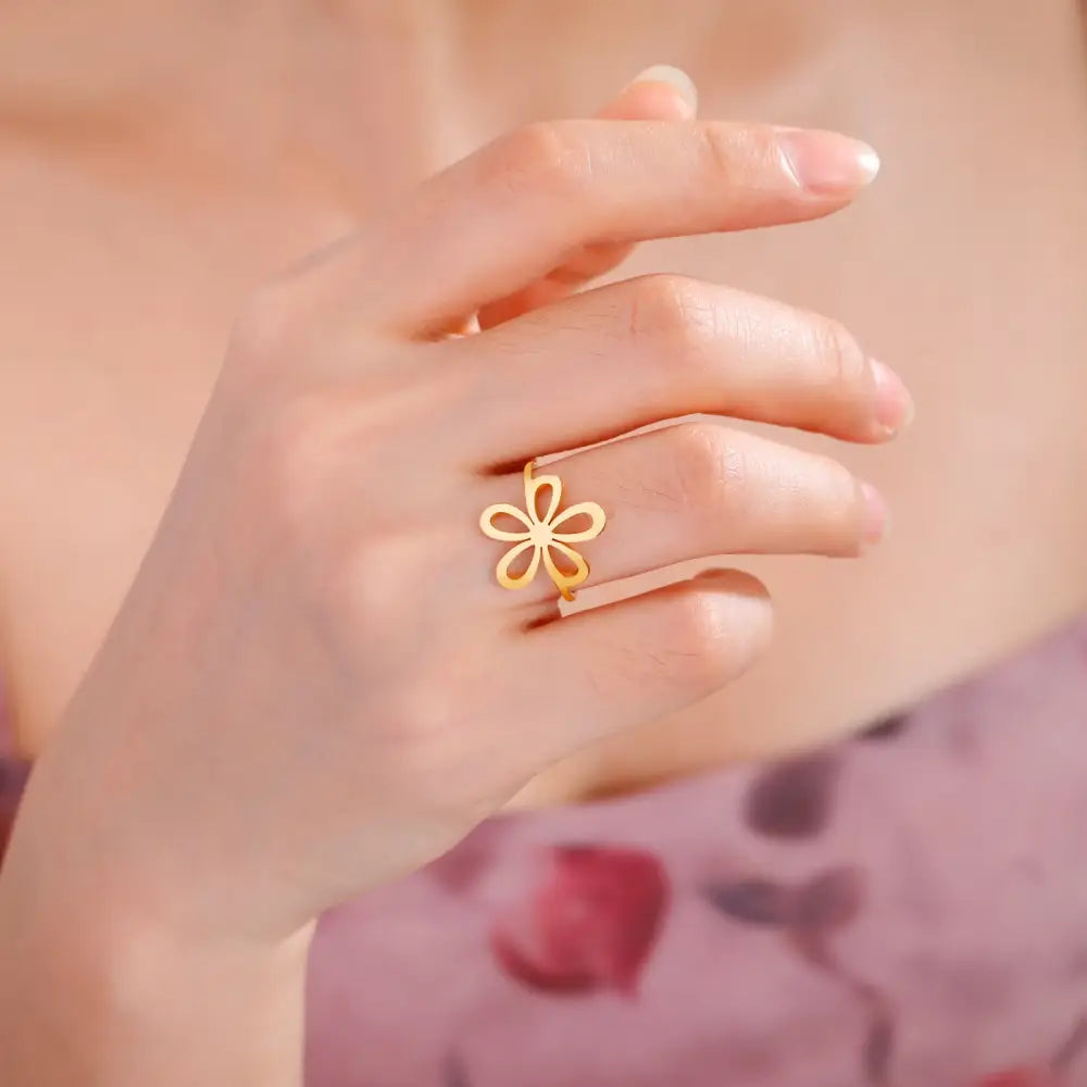 Petite Daisy Ring