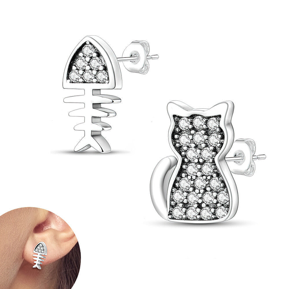 Trissa Stud Earrings