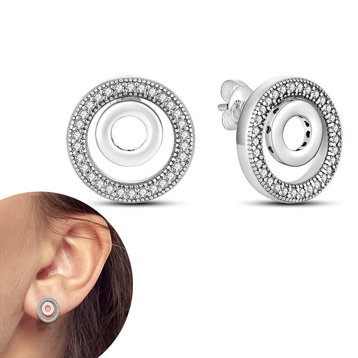 Trissa Stud Earrings