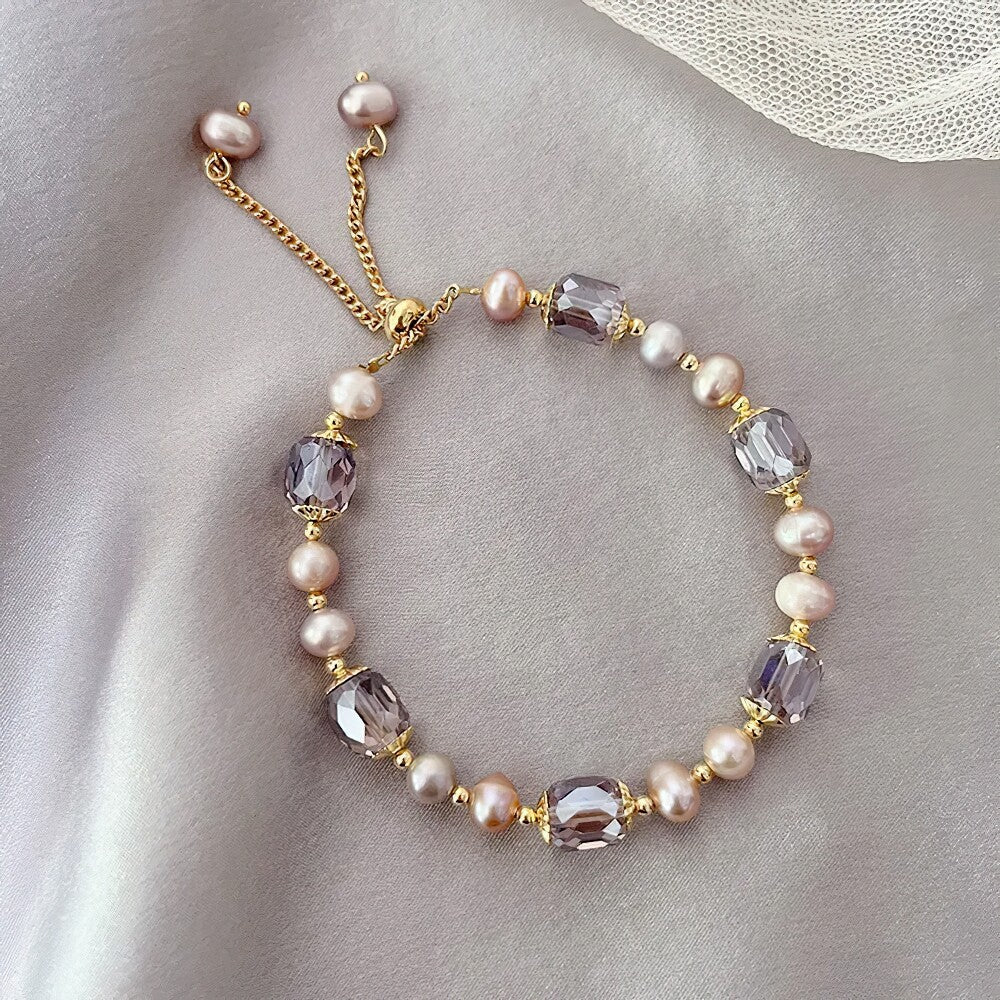 Vivienne's Pearl Bracelet