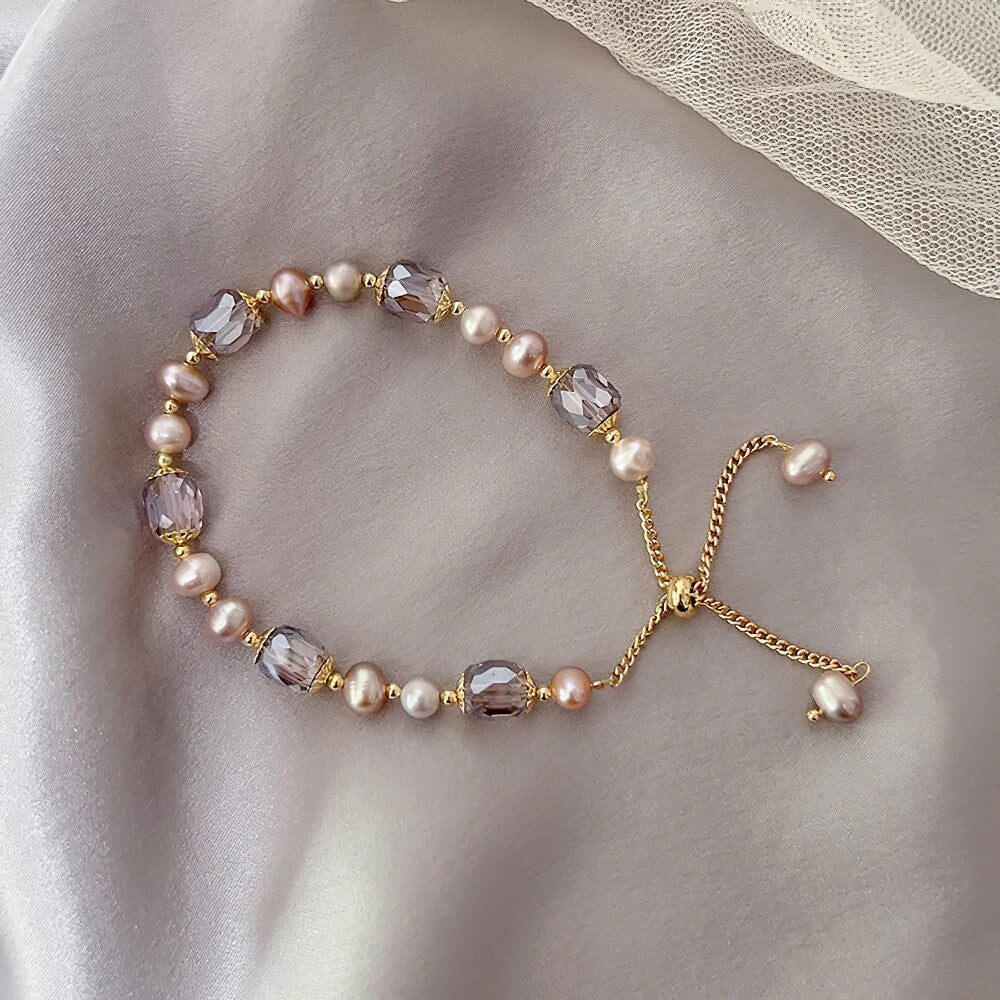 Vivienne's Pearl Bracelet