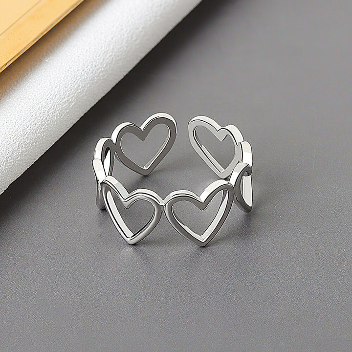 Jada Cut-Out Hearts Ring